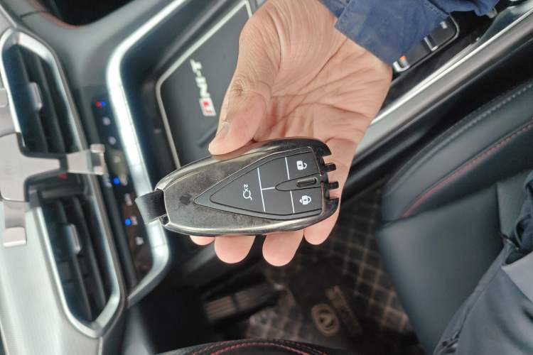 Used CHANGAN UNI-T 2021 1.5T Excellence Model Vehicle Key