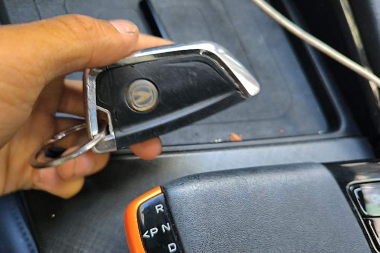 Used CHANGAN UNI-T 2021 1.5T Sport Edition Flagship Version Vehicle Key