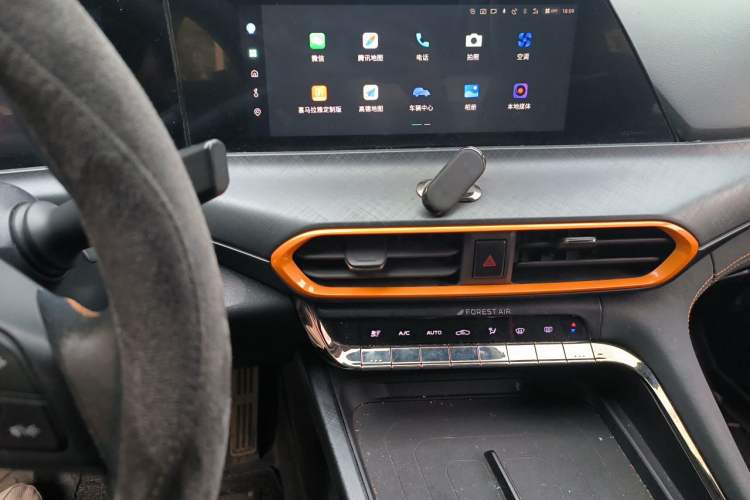 Used CHANGAN UNI-T 2022 1.5T Sport Edition Premium Version Audio And AC Panel