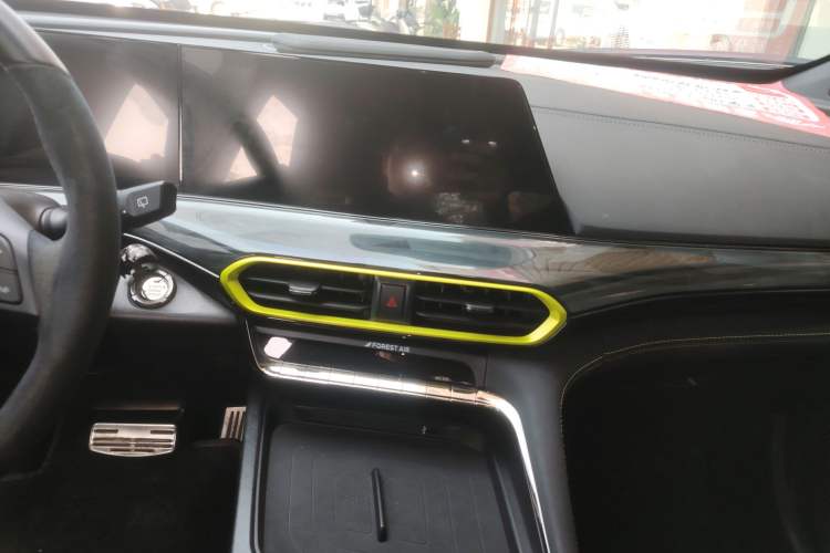 Used CHANGAN UNI-T 2022 1.5T Sport Edition Flagship Version Audio And AC Panel