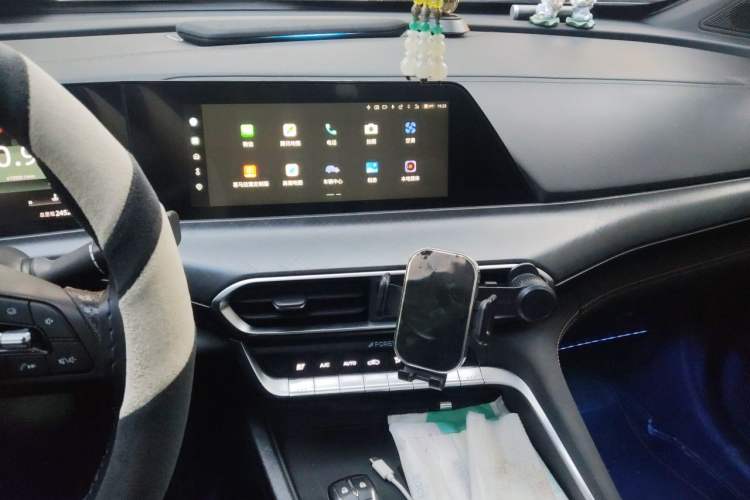 Used CHANGAN UNI-T 2022 1.5T Luxury Edition Audio And AC Panel