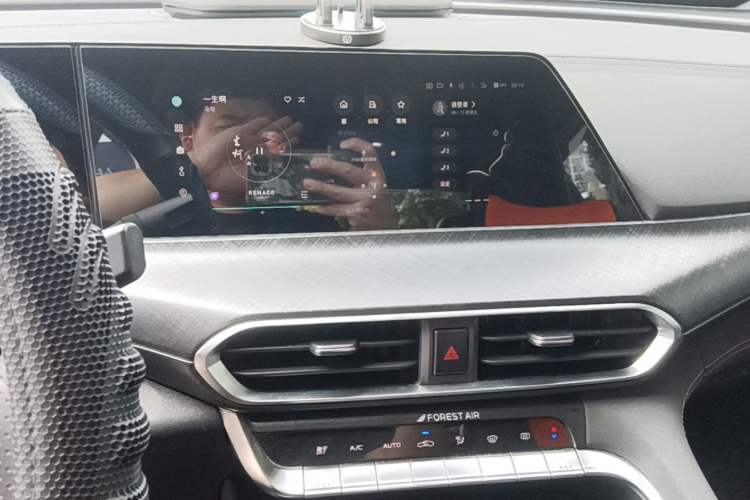 Used CHANGAN UNI-T 2022 1.5T Prestige Version Audio And AC Panel
