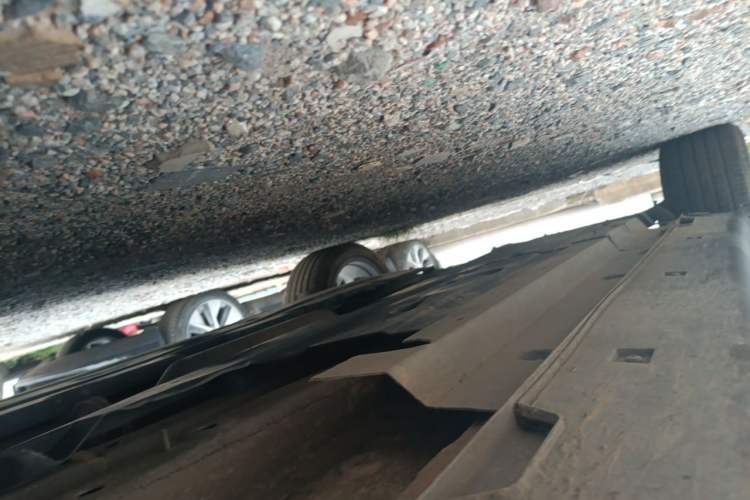 Used CHANGAN UNI-T 2022 1.5T Prestige Version Chassis Front Right