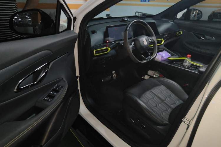 Used CHANGAN UNI-T 2022 1.5T Sport Edition Flagship Version Driver Seat