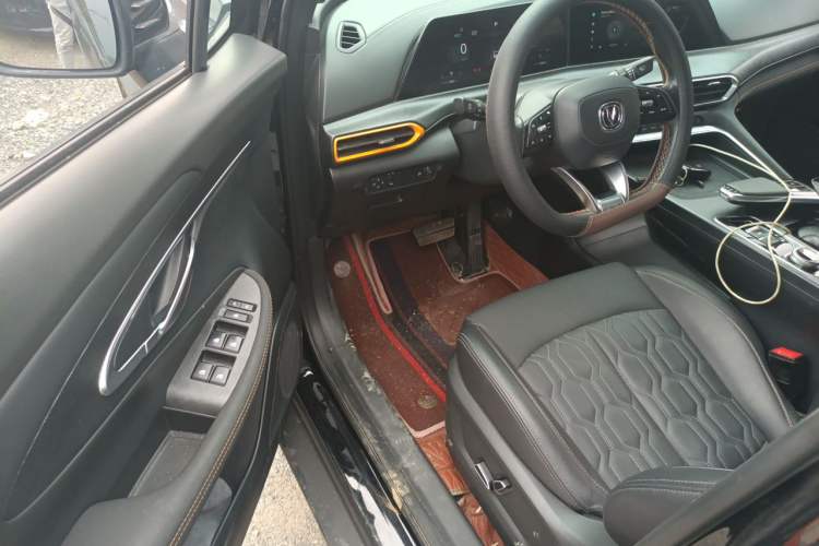 Used CHANGAN UNI-T 2022 1.5T Prestige Version Driver Seat
