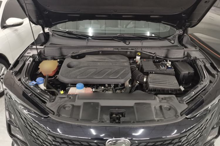 Used CHANGAN UNI-T 2022 1.5T Prestige Version Engine Bay