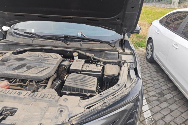 Used CHANGAN UNI-T 2022 1.5T Sport Edition Flagship Version Engine Bay Left