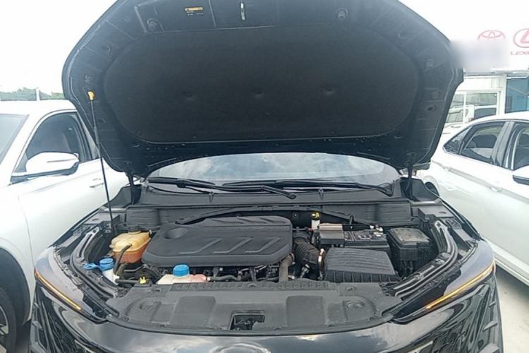 Used CHANGAN UNI-T 2022 1.5T Flagship Edition Engine Bay