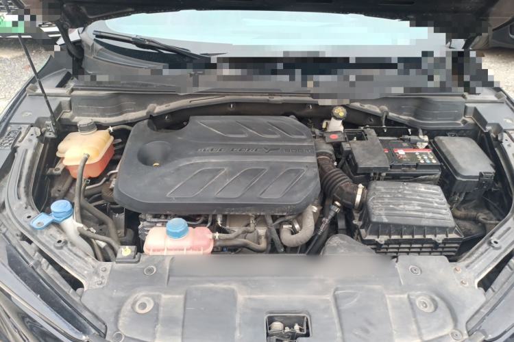 Used CHANGAN UNI-T 2022 1.5T Prestige Version Engine Bay