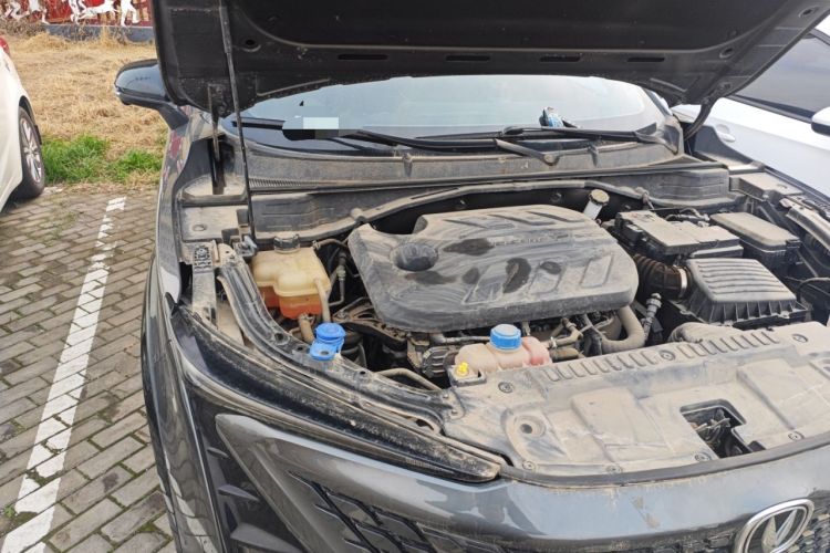 Used CHANGAN UNI-T 2022 1.5T Sport Edition Flagship Version Engine Bay Right