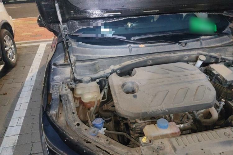 Used CHANGAN UNI-T 2022 1.5T Luxury Edition Engine Bay Right