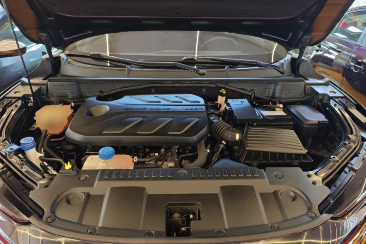 Used CHANGAN UNI-T 2022 1.5T Sport Edition Premium Version Engine Bay