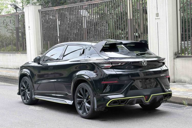 Used CHANGAN UNI-T 2022 1.5T Sport Edition Flagship Version Exterior 3