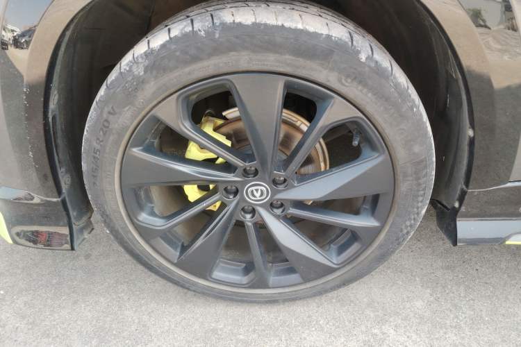 Used CHANGAN UNI-T 2022 1.5T Sport Edition Flagship Version Exterior 4