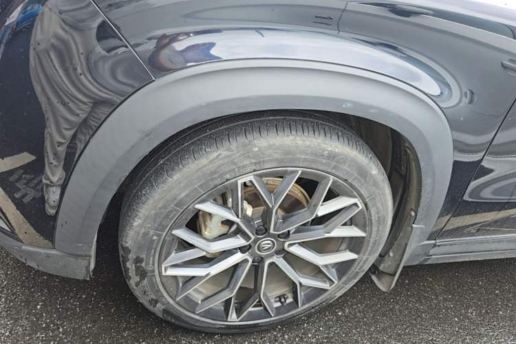 Used CHANGAN UNI-T 2022 1.5T Prestige Version Exterior 4