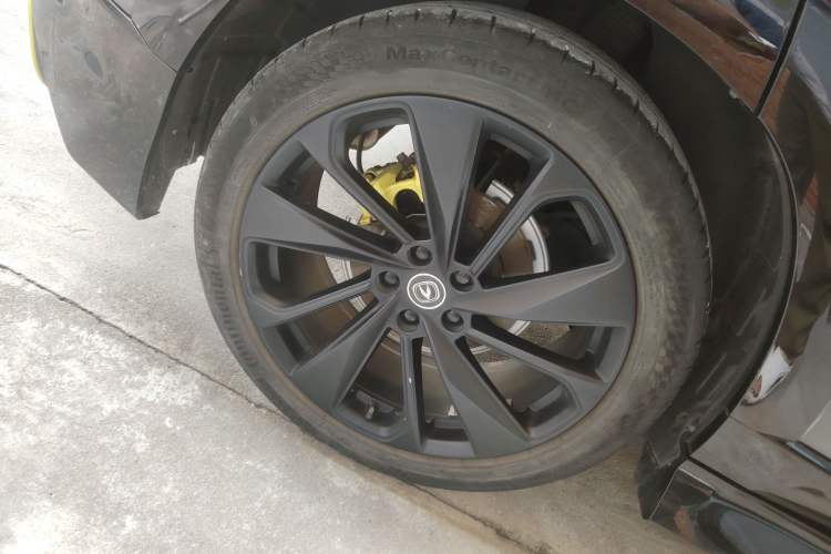 Used CHANGAN UNI-T 2022 1.5T Sport Edition Flagship Version Exterior 5