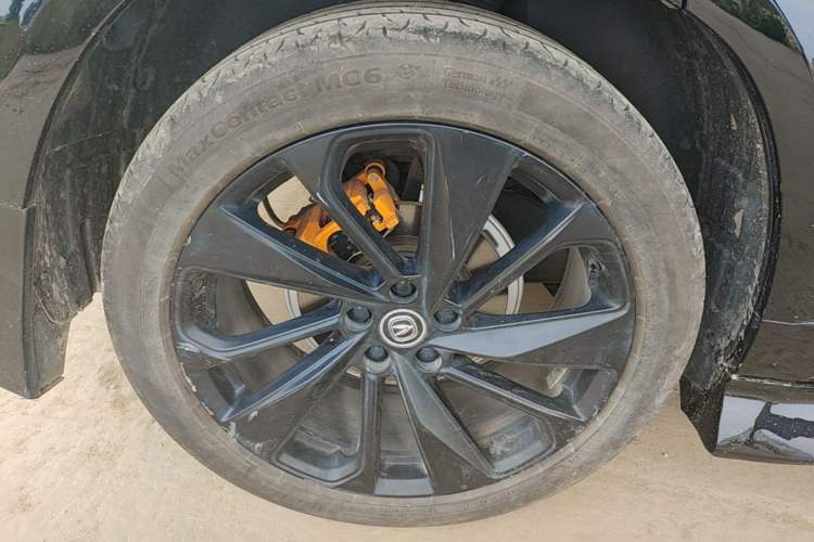 Used CHANGAN UNI-T 2022 1.5T Sport Edition Flagship Version Exterior 5