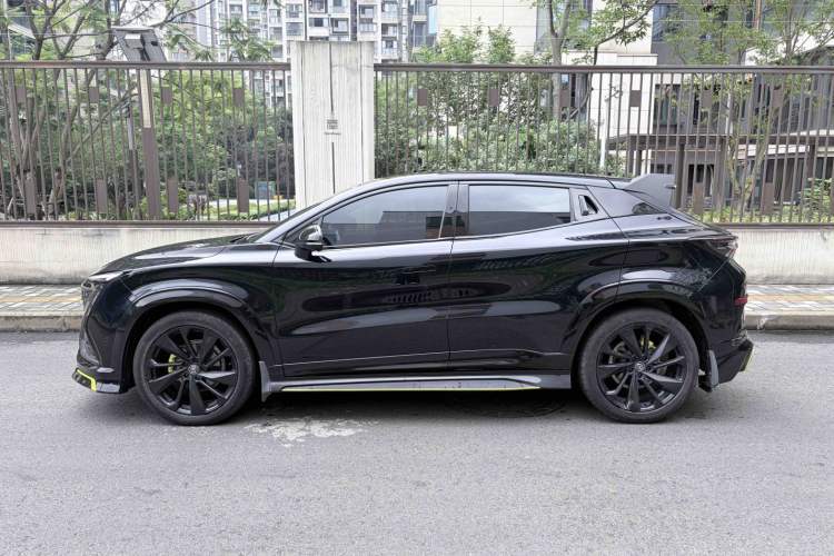Used CHANGAN UNI-T 2022 1.5T Sport Edition Flagship Version Exterior 7