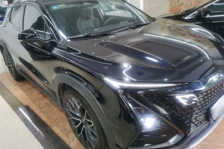 Used CHANGAN UNI-T 2022 1.5T Prestige Version Front Right 45 Deg
