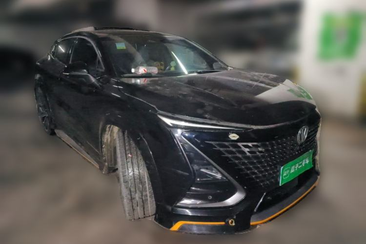 Used CHANGAN UNI-T 2022 1.5T Prestige Version Front Right 45 Deg