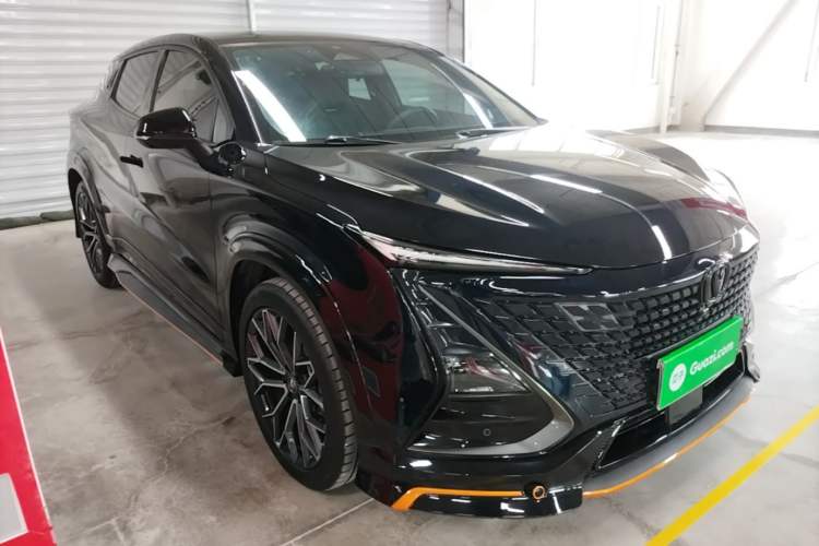 Used CHANGAN UNI-T 2022 1.5T Sport Edition Premium Version Front Right 45 Deg
