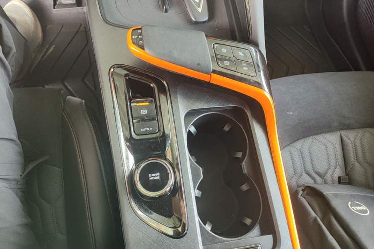 Used CHANGAN UNI-T 2022 1.5T Sport Edition Flagship Version Gear Lever