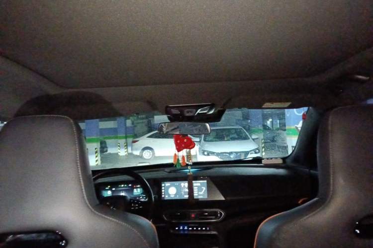 Used CHANGAN UNI-T 2022 1.5T Prestige Version Headliner