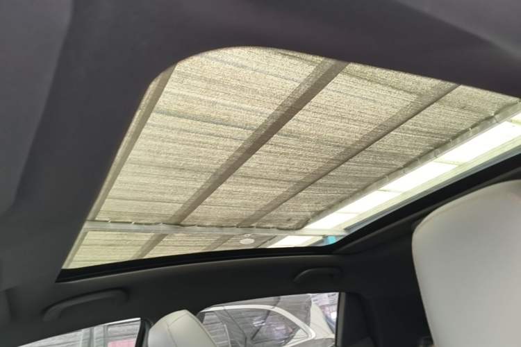 Used CHANGAN UNI-T 2022 1.5T Prestige Version Headliner
