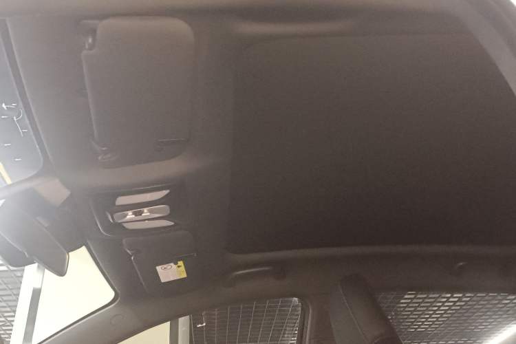 Used CHANGAN UNI-T 2022 1.5T Prestige Version Headliner