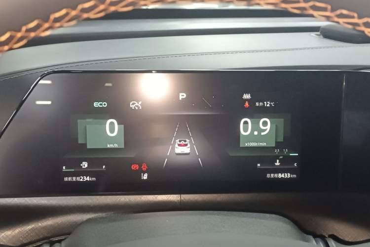 Used CHANGAN UNI-T 2022 1.5T Prestige Version Instrument Cluster
