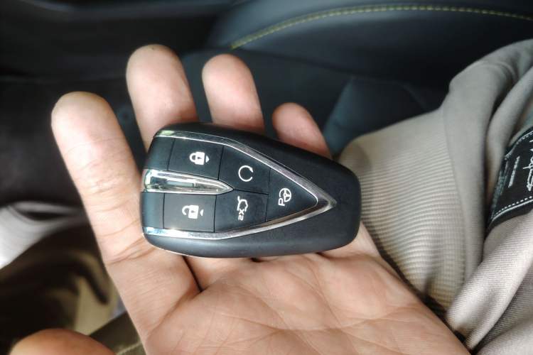 Used CHANGAN UNI-T 2022 1.5T Sport Edition Flagship Version Interior 1