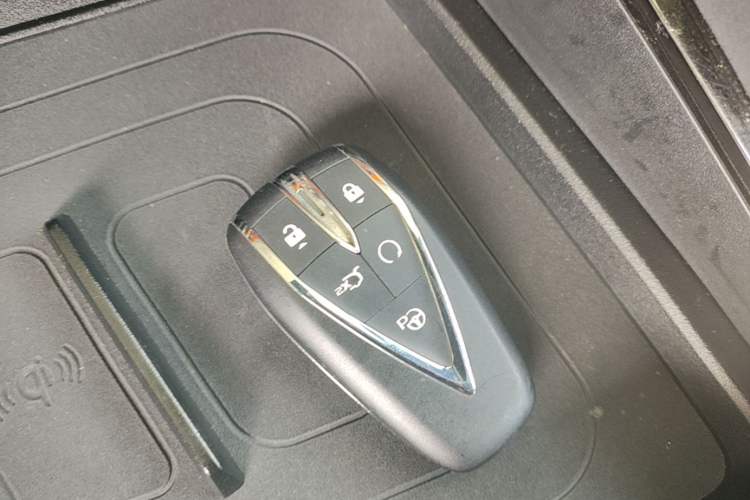 Used CHANGAN UNI-T 2022 1.5T Sport Edition Flagship Version Interior 1