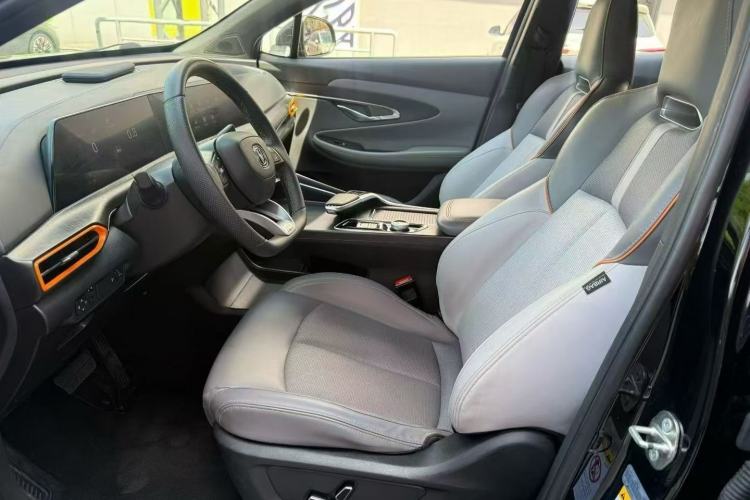 Used CHANGAN UNI-T 2022 1.5T Sport Edition Premium Version Interior 4