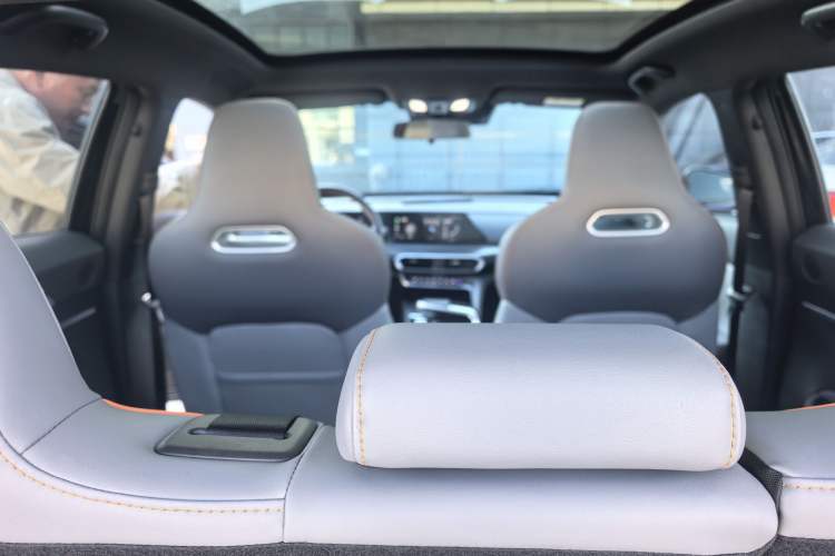 Used CHANGAN UNI-T 2022 1.5T Prestige Version Interior 6