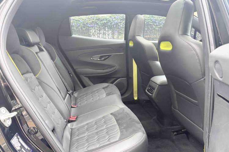 Used CHANGAN UNI-T 2022 1.5T Sport Edition Flagship Version Interior 8