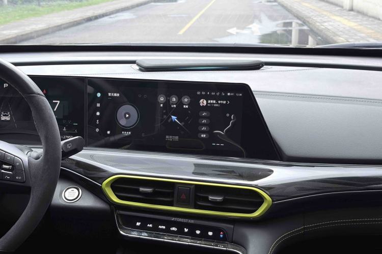 Used CHANGAN UNI-T 2022 1.5T Sport Edition Flagship Version Interior 9