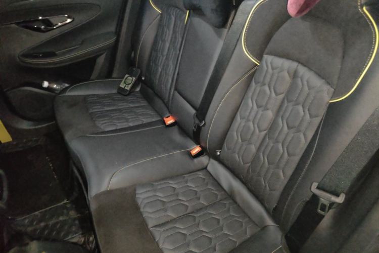 Used CHANGAN UNI-T 2022 1.5T Sport Edition Flagship Version Left Rear Seat
