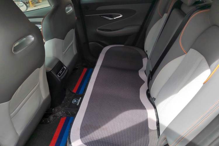 Used CHANGAN UNI-T 2022 1.5T Sport Edition Premium Version Left Rear Seat