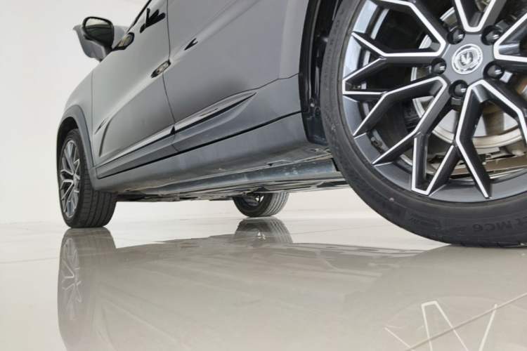 Used CHANGAN UNI-T 2022 1.5T Prestige Version Left Side Sill