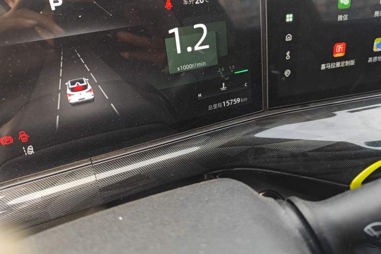 Used CHANGAN UNI-T 2022 1.5T Sport Edition Flagship Version Odometer Close Up