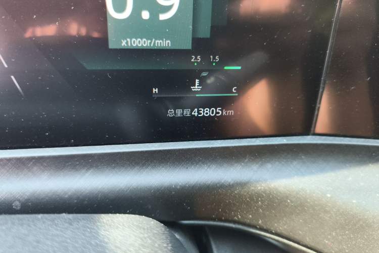 Used CHANGAN UNI-T 2022 1.5T Prestige Version Odometer Close Up