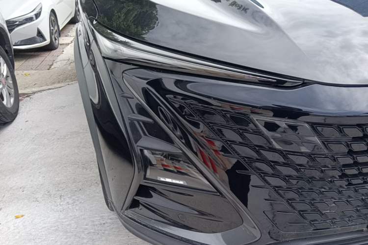 Used CHANGAN UNI-T 2022 1.5T Prestige Version Right Front Headlight