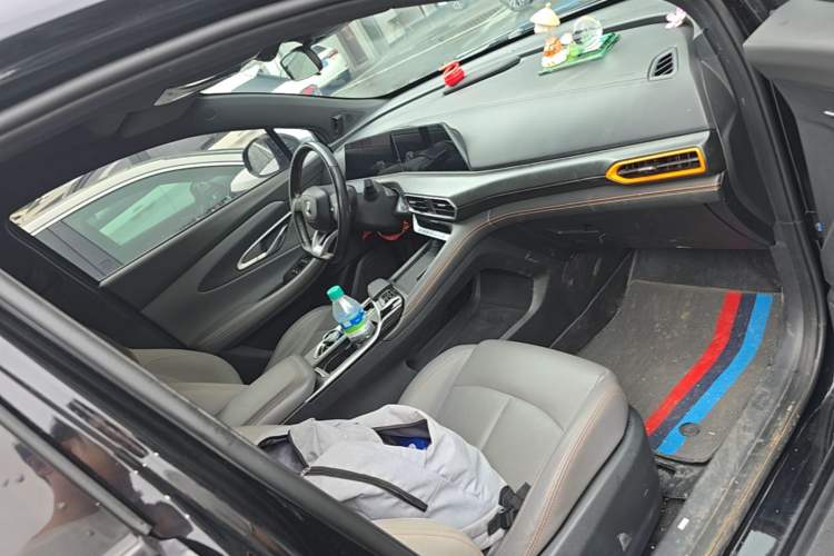 Used CHANGAN UNI-T 2022 1.5T Prestige Version Right Front Seat