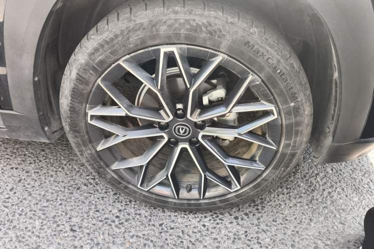 Used CHANGAN UNI-T 2022 1.5T Prestige Version Right Front Wheel Hub
