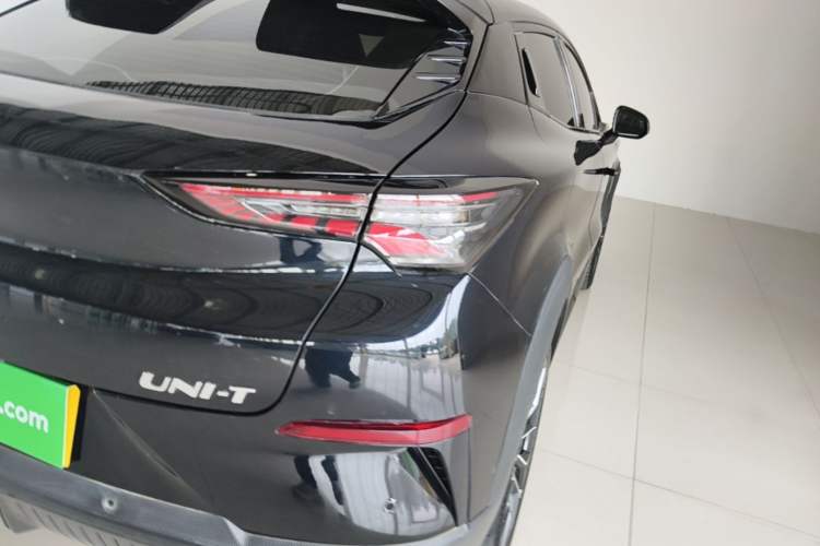Used CHANGAN UNI-T 2022 1.5T Prestige Version Right Rear Taillight
