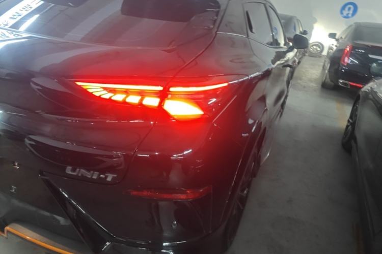 Used CHANGAN UNI-T 2022 1.5T Sport Edition Premium Version Right Rear Taillight