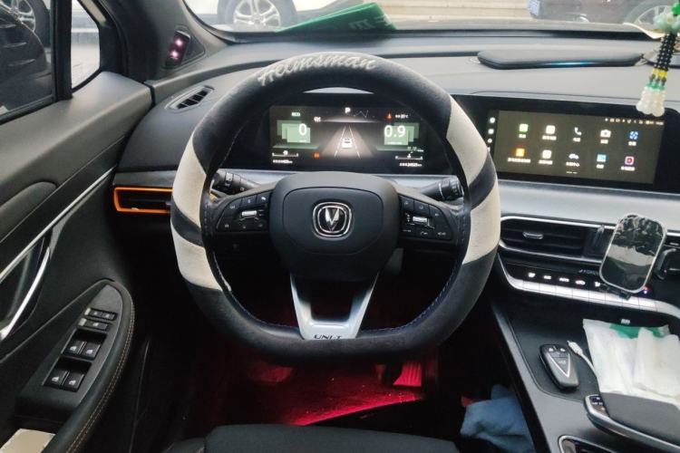 Used CHANGAN UNI-T 2022 1.5T Luxury Edition Steering Wheel