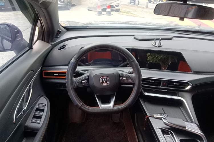 Used CHANGAN UNI-T 2022 1.5T Prestige Version Steering Wheel