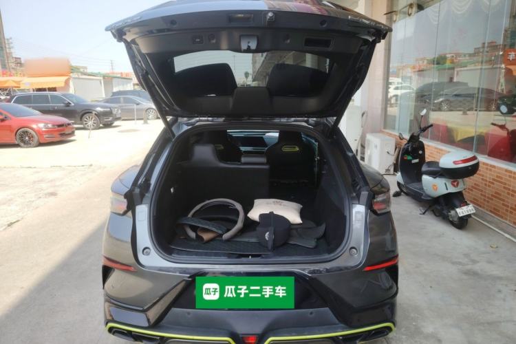Used CHANGAN UNI-T 2022 1.5T Sport Edition Flagship Version Trunk