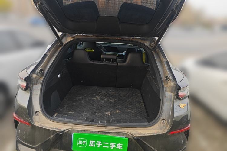 Used CHANGAN UNI-T 2022 1.5T Sport Edition Flagship Version Trunk